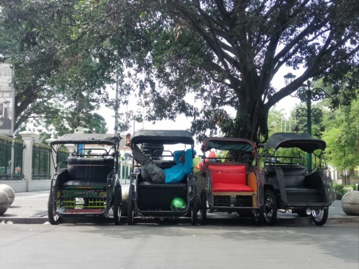 World’s 1st electric rickshaw ! Yogyakarta - Filming in Indonesia